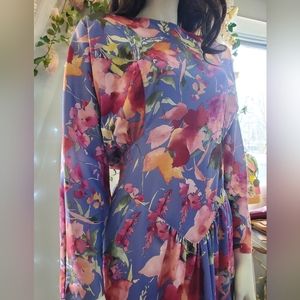 Late70s Early80s Midi Lavender Floral Batwing Sleeves Dress